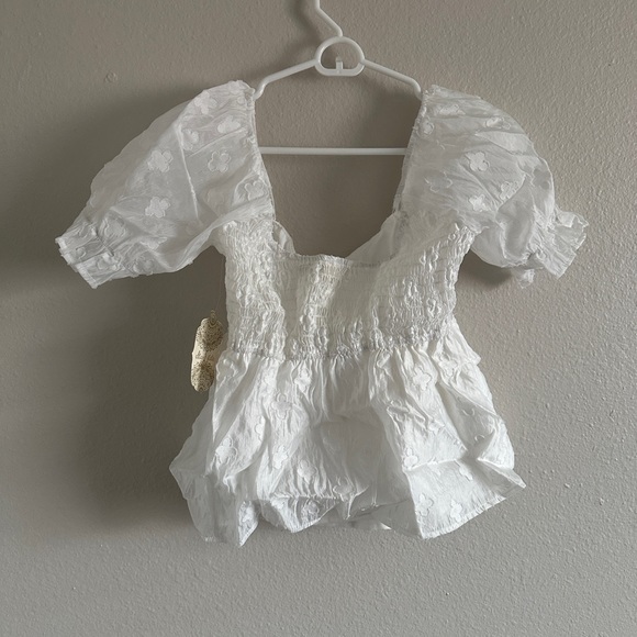 NWT White peplum top Altar’d state - Picture 2 of 4